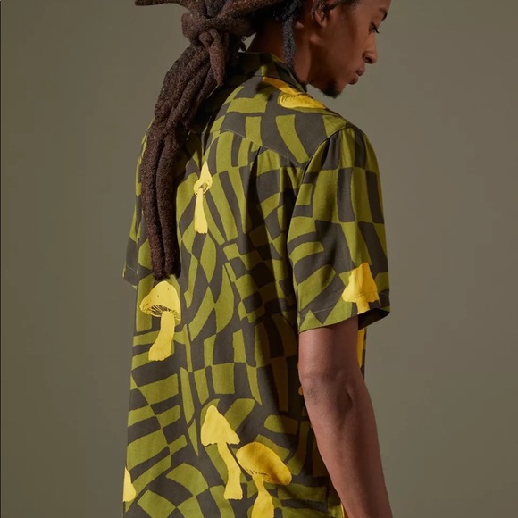 Urban Outfitters Other - UO Warped Shroom Camp Shirt, Green, Medium and Large, NWT
